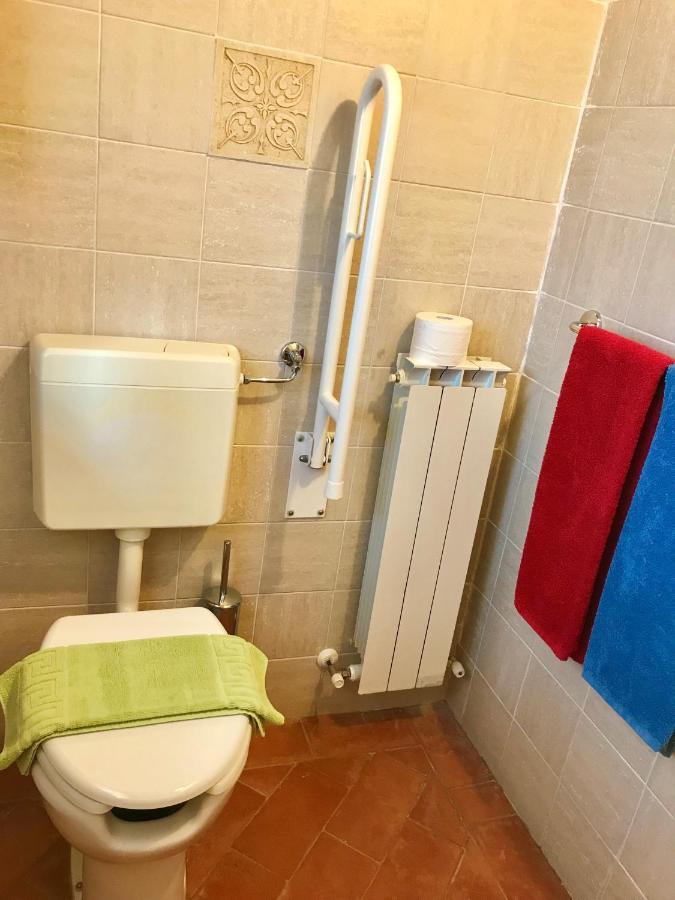 Agriturismo Podere Casano ラディコーファニ エクステリア 写真